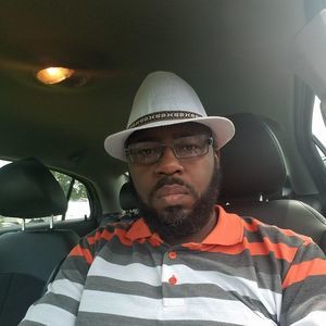 Meet your Posher, Gregory